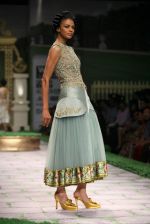 Model walk the ramp for Shantanu Goenka at Wills India Fashion Week 2011 on 10th Oct 2011 (143).JPG